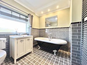 Photo 10- click for photo gallery